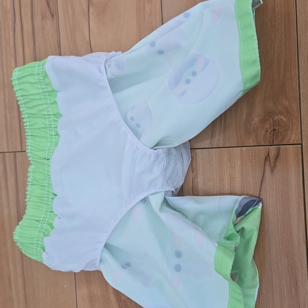 Toddler Boy The Mandalorian The Child Rashguard & Swim Trunks Set 2T - Picture 5 of 6